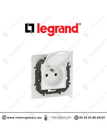 Prise 2P+T Legrand Niloe IP44 Blanc Casablanca Maroc